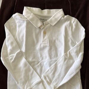 Toddlers Oshkosh long sleeve two button Henley.